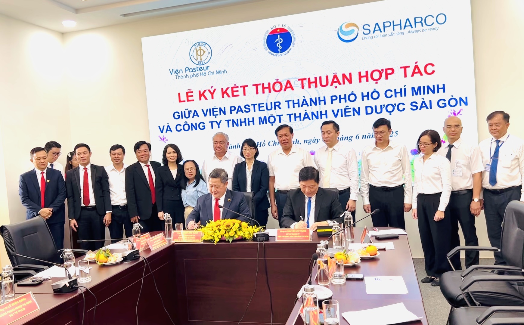 Sapharco Ký kết Bản ghi nhớ hợp tác ( MoU)  cùng Viện Pasteur TP. Hồ Chí Minh: Cột mốc quan trọng phục vụ sức khỏe cộng đồng