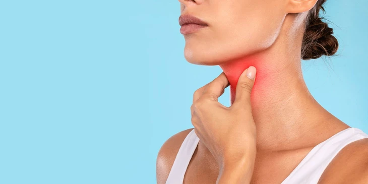 4 dấu hiệu ung thư amidan dễ bị bỏ qua