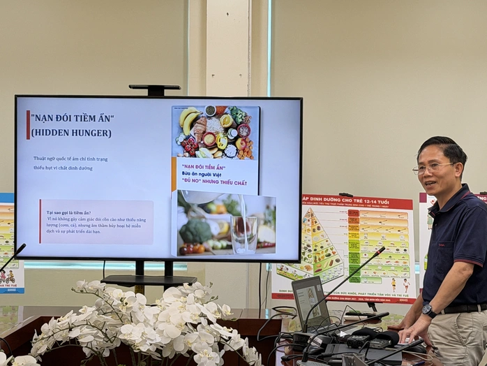 Từ 1-6, trẻ em được uống vitamin A miễn phí phòng thiếu vi chất