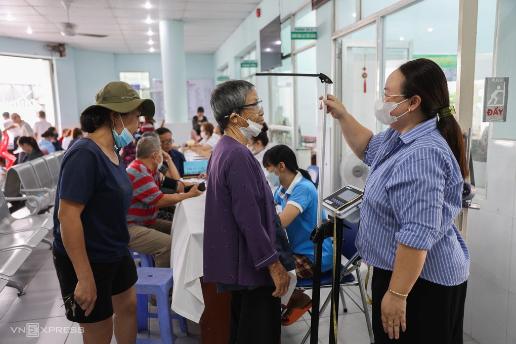 Người TP HCM được khám sức khỏe miễn phí không phụ thuộc nơi cư trú
