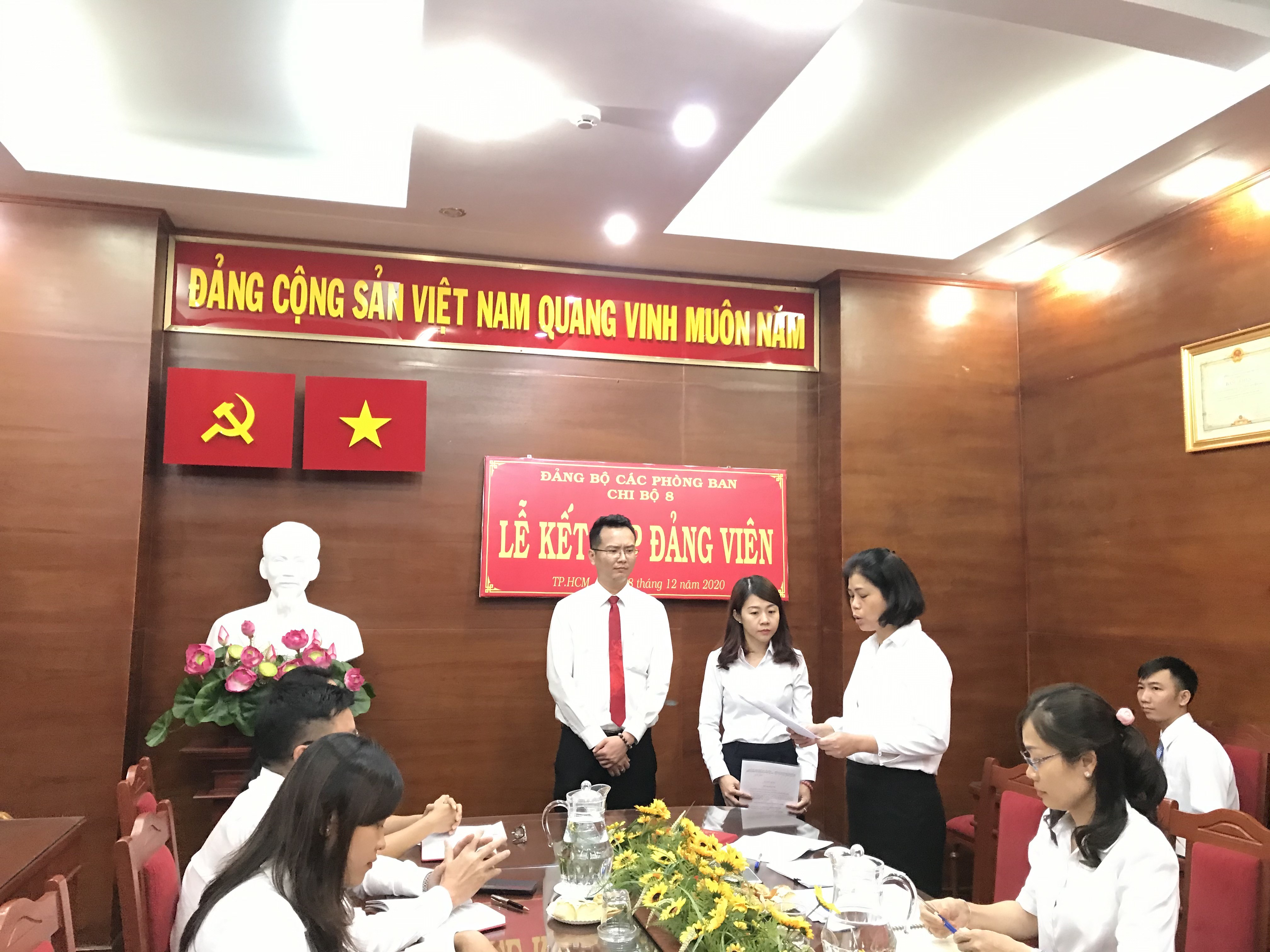 Giải pháp đẩy mạnh công tác xây dựng tổ chức cơ sở đảng và nâng cao chất lượng đảng viên