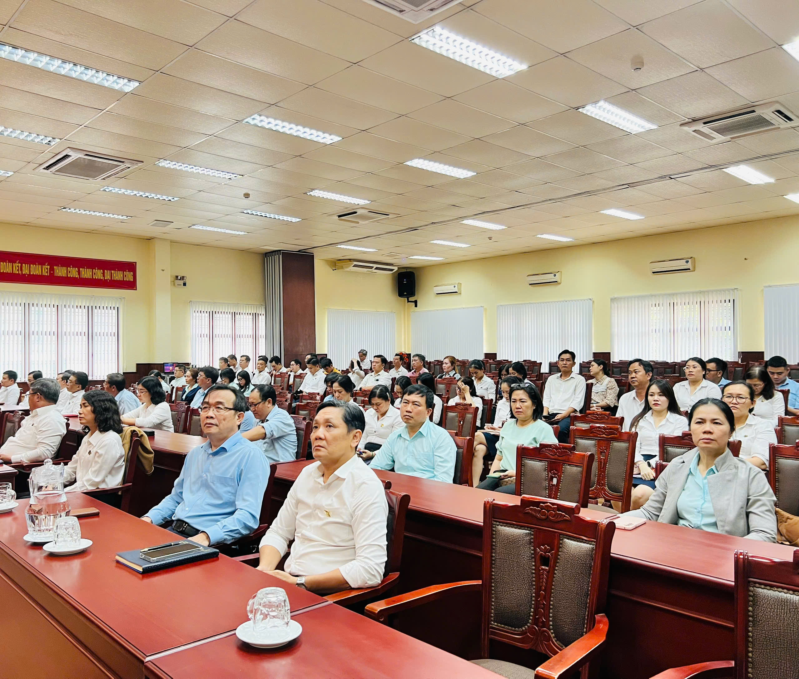 Đảng bộ Công ty TNHH MTV Dược Sài Gòn tham dự Hội nghị học tập, quán triệt Nghị quyết Đại hội đại biểu Đảng bộ Thành phố Hồ Chí Minh lần thứ I, nhiệm kỳ 2025-2030