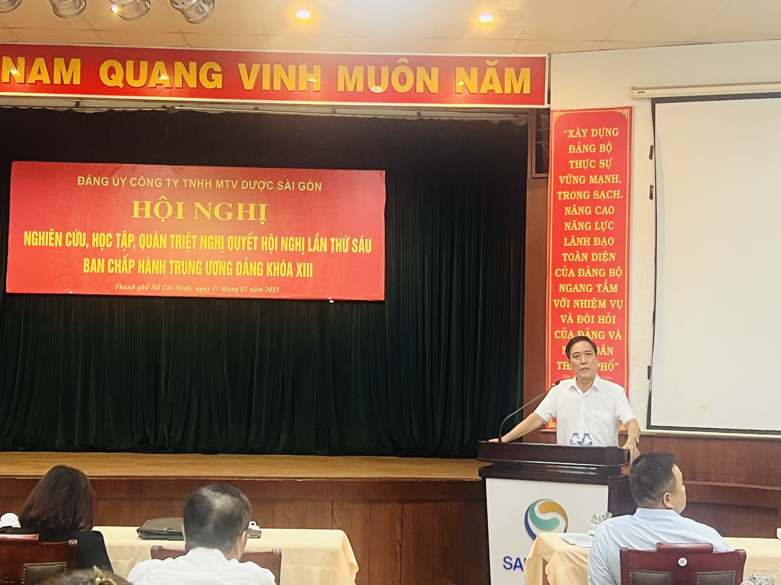 Sapharco - Hội nghị nghiên cứu, học tập, quán triệt Nghị quyết Hội nghị lần thứ sáu Ban chấp hành Trung ương Đảng khóa XIII.