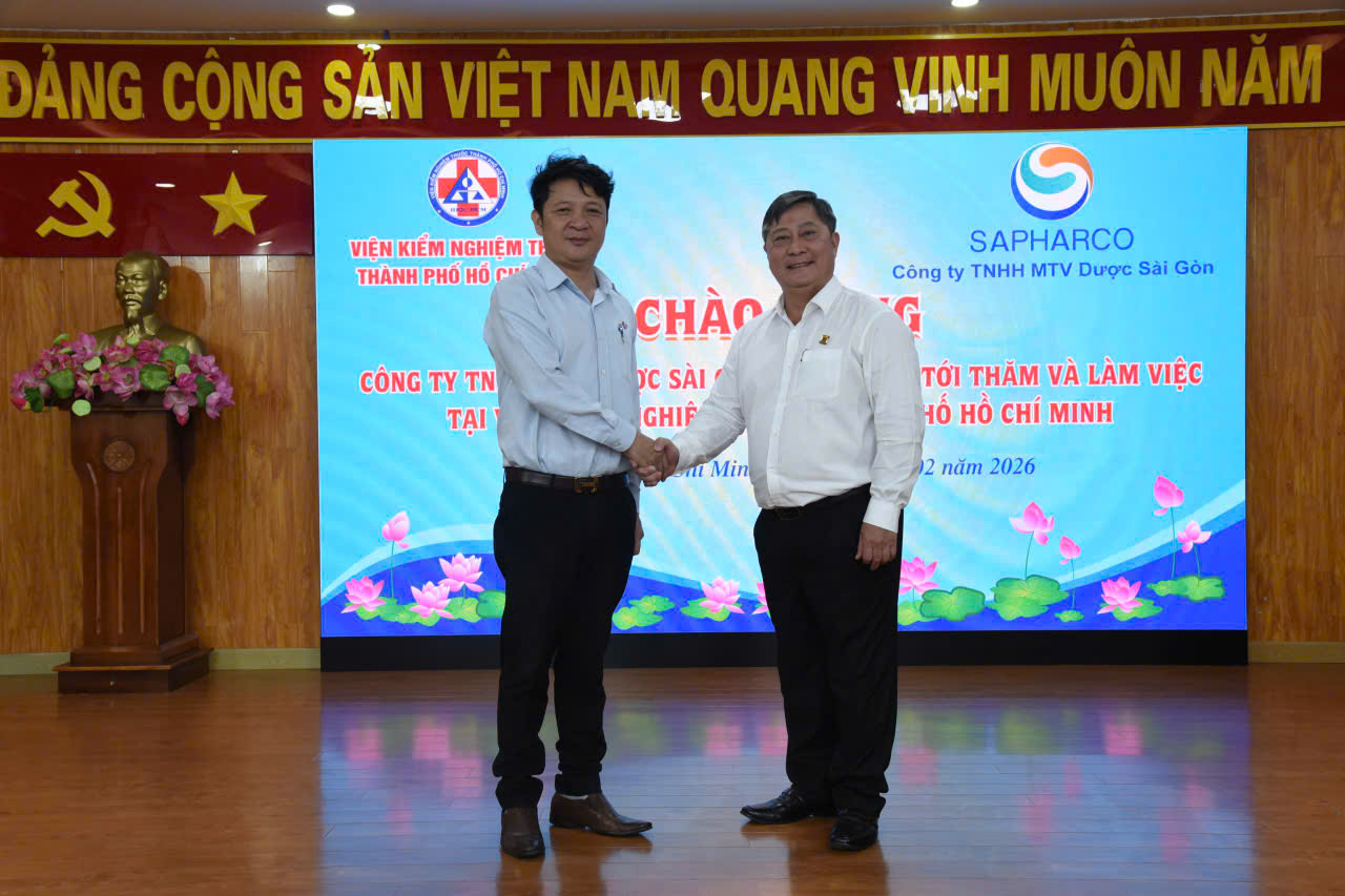 Đoàn Công ty TNHH MTV Dược Sài Gòn thăm quan và làm việc tại Viện Kiểm nghiệm Thuốc TP. Hồ Chí Minh.