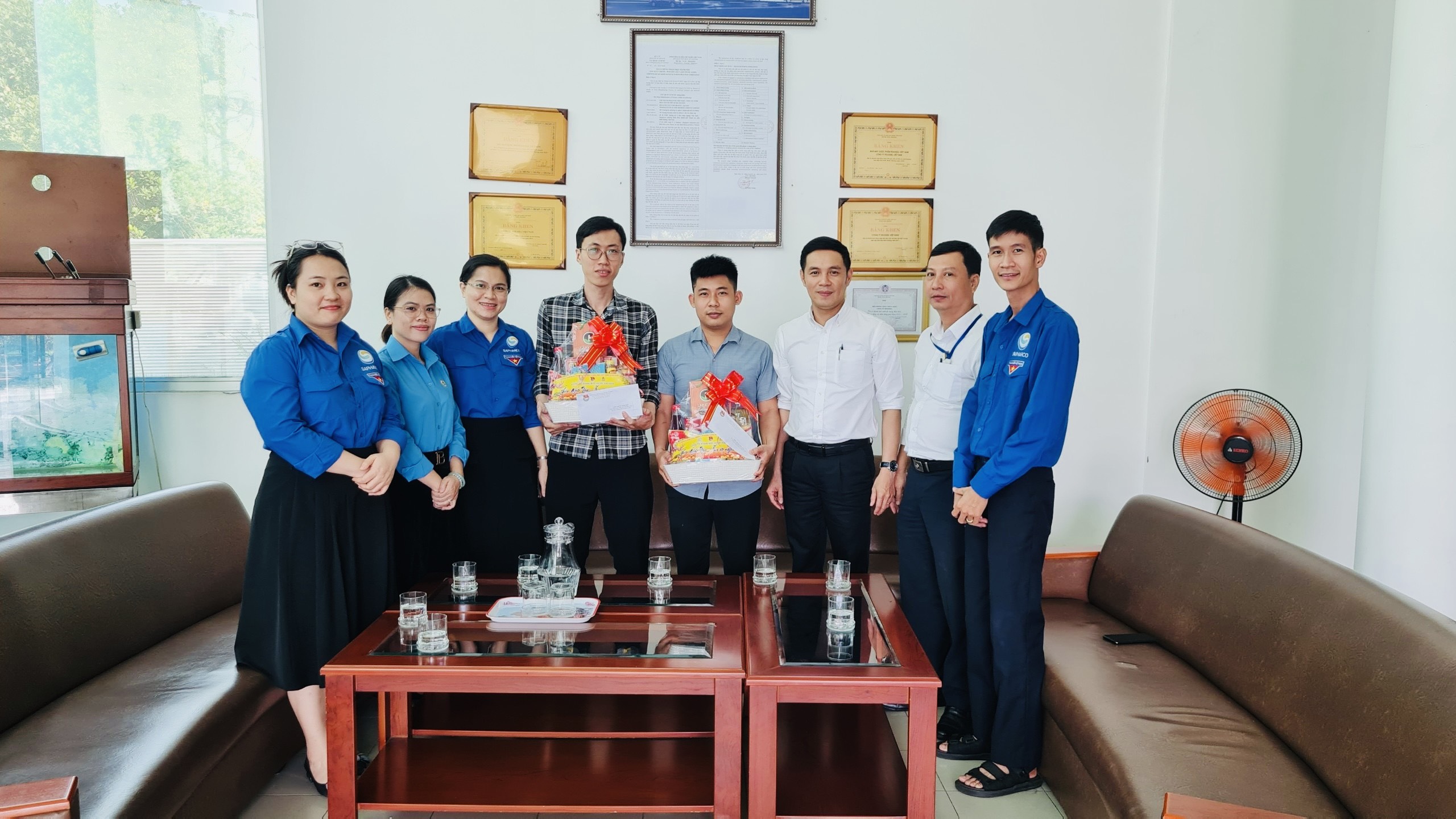 SAPHARCO - Xuân Giáp Thìn ấm áp nghĩa tình SAPHARCO - Xuân Giáp Thìn ấm áp nghĩa tình