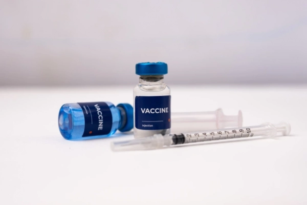 Có gì trong một lọ vaccine?