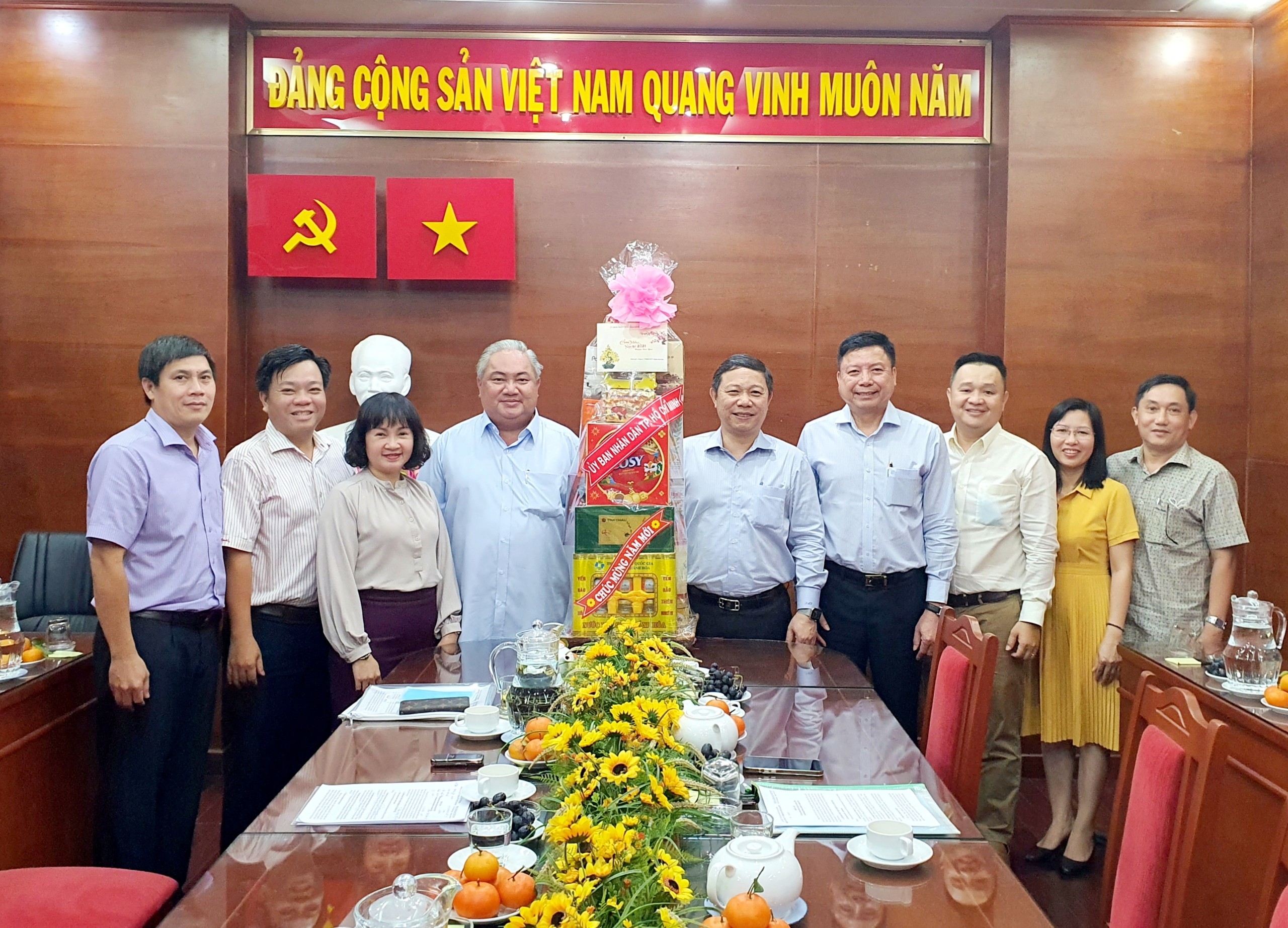 Phó Chủ tịch UBND TP.Hồ Chí Minh Dương Anh Đức thăm và chúc Tết Công ty TNHH MTV Dược Sài Gòn