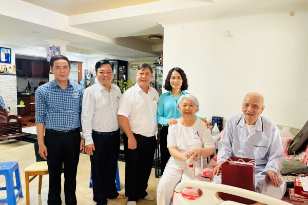 SAPHARCO luôn ghi nhớ công lao của thế hệ đi trước