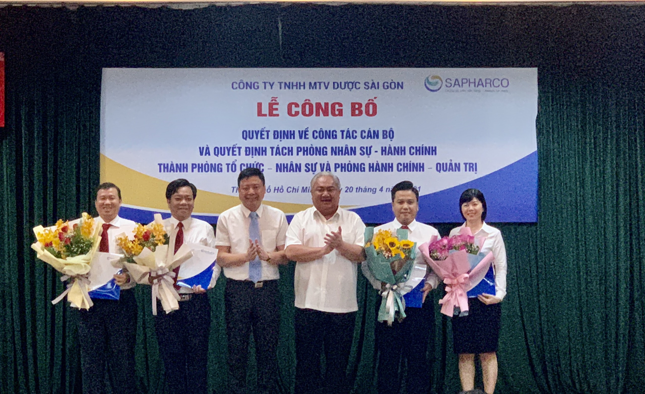 Sapharco tổ chức lễ công bố quyết định về công tác cán bộ và quyết định tách phòng Nhân sự - Hành chính thành phòng Tổ chức - Nhân sự và phòng Hành chính - Quản trị
