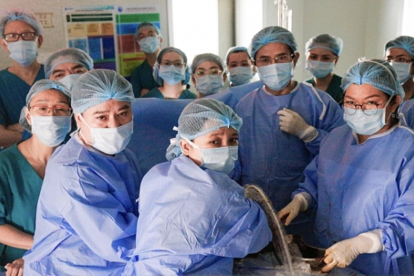 Y học bào thai - cuộc cách mạng trong kỷ nguyên mới